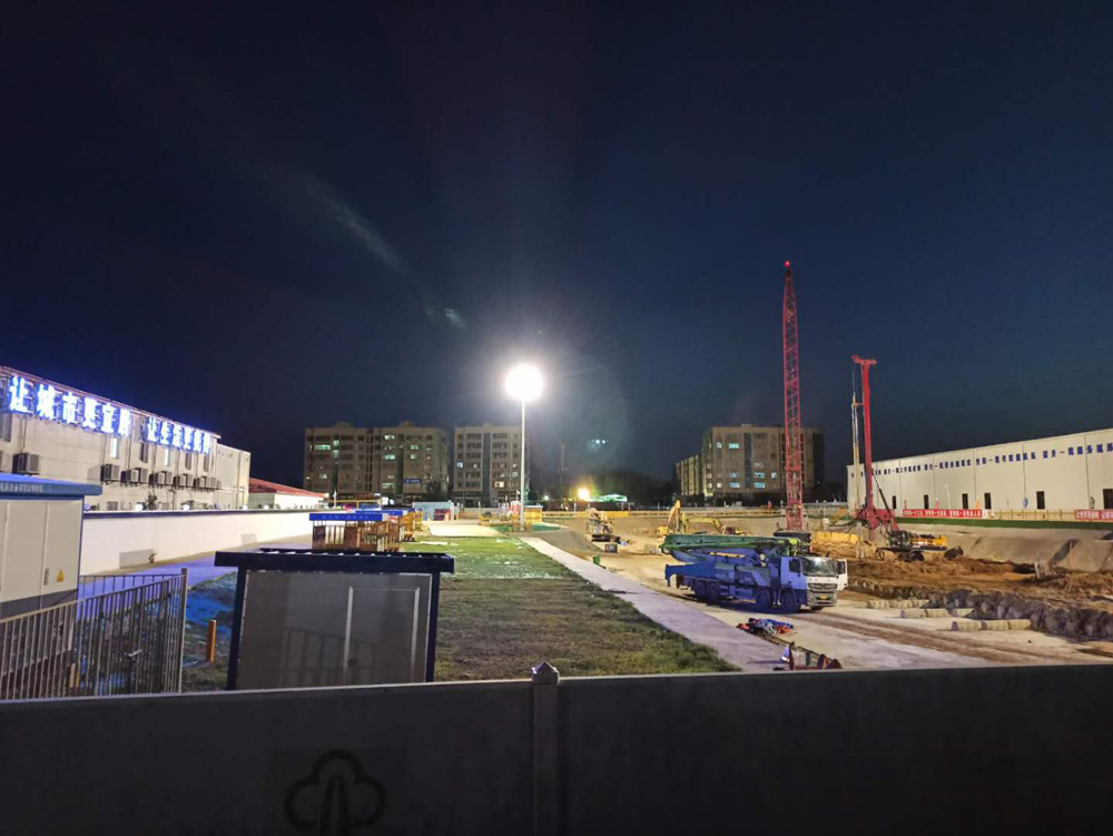 1721281833373568.jpg 高杆4.jpg